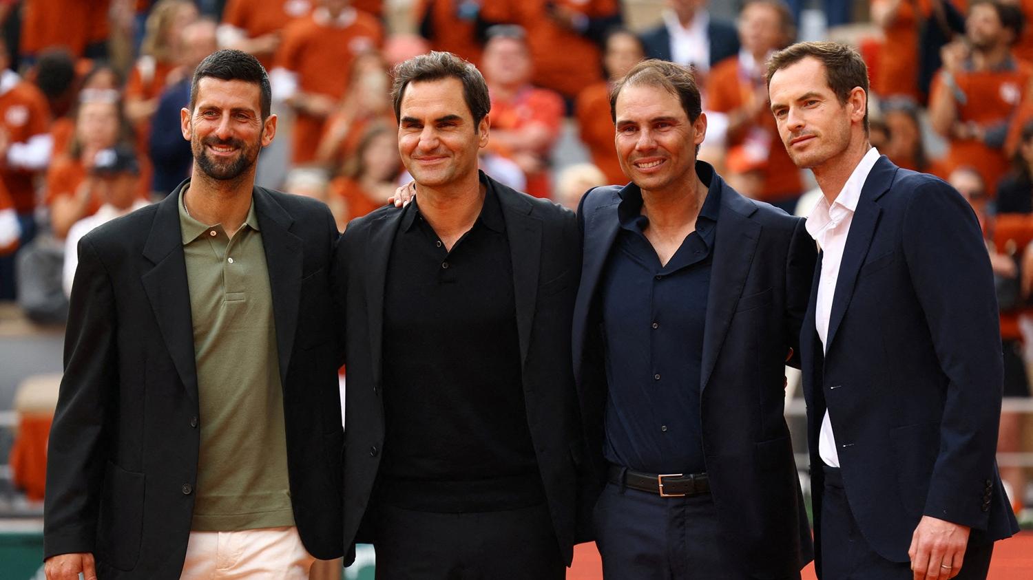 網球四巨頭的祖高域（左起）、費達拿、拿度及梅利在法網的告別儀式合照。(路透社)