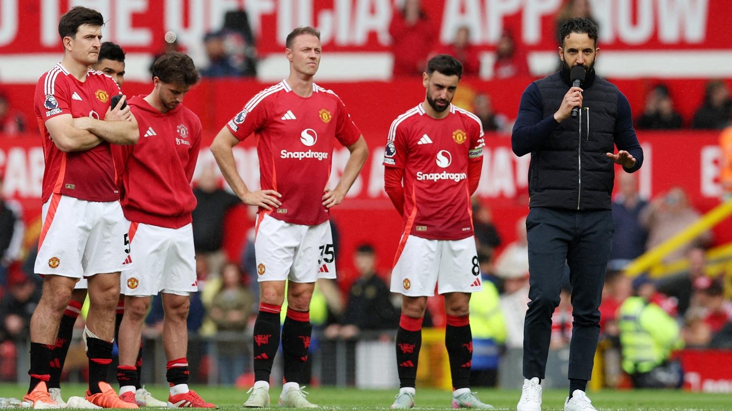 曼聯完成煞科戰後就出發前往馬來西亞。(路透社)