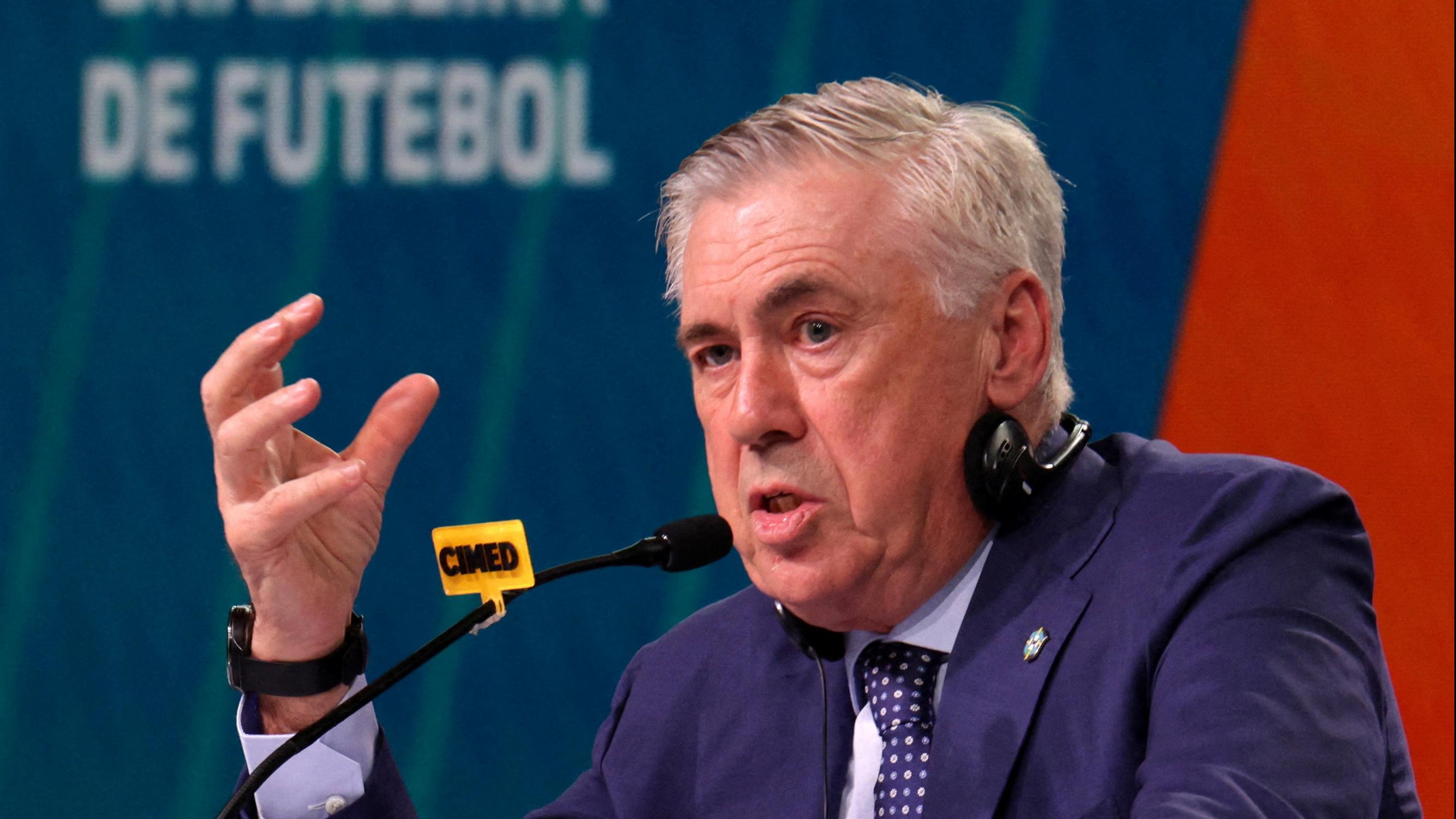 安察洛堤抵達巴西召開上任的記者會。(路透社)