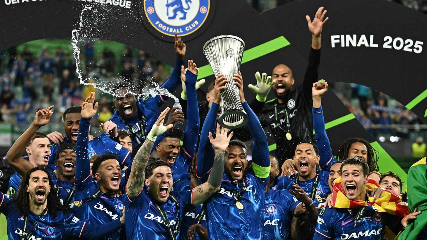 車路士反勝貝迪斯奪得歐協聯冠軍。(路透社)