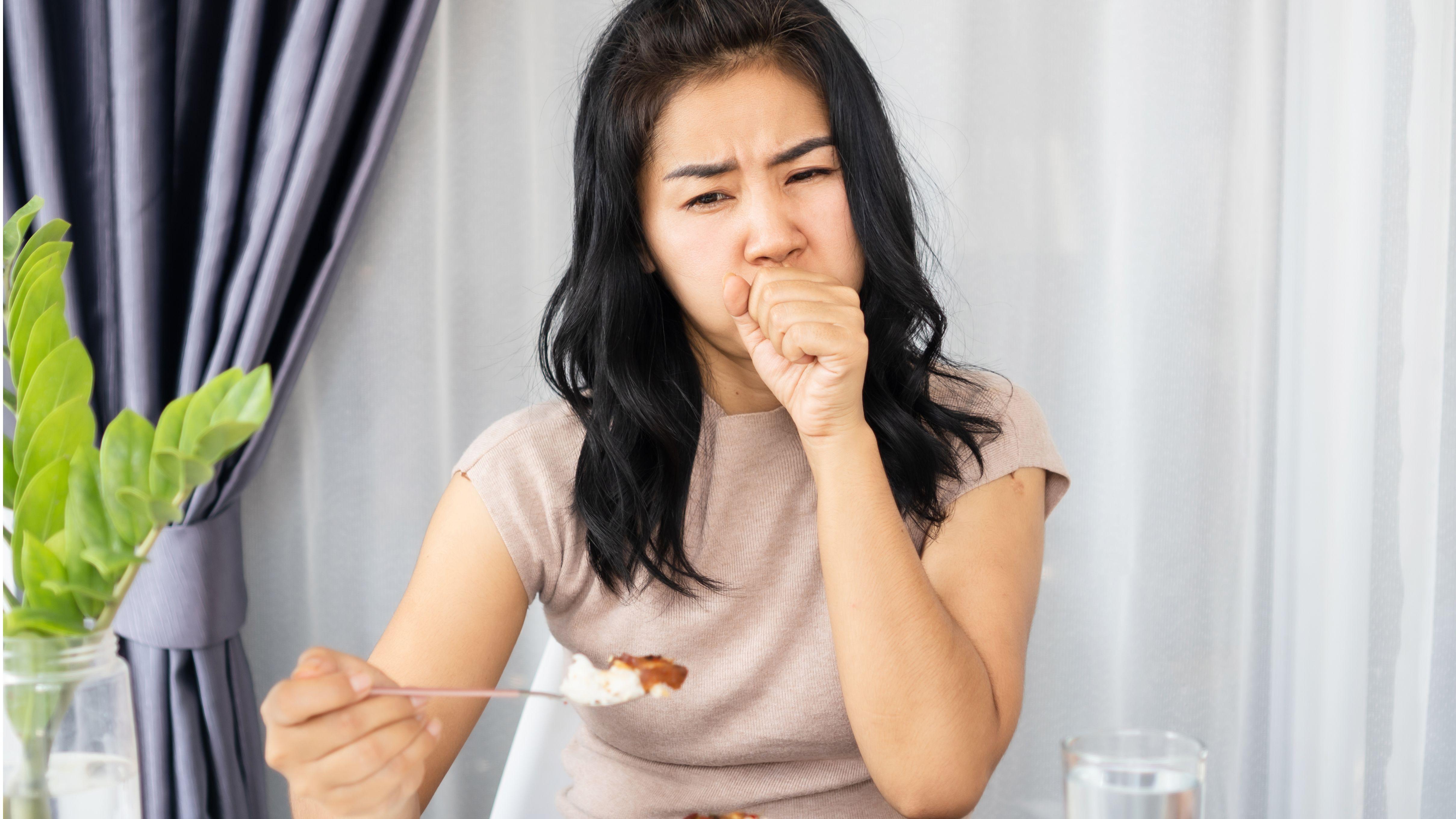 咳嗽 新冠疫情 新冠病毒 新冠  咳嗽飲食