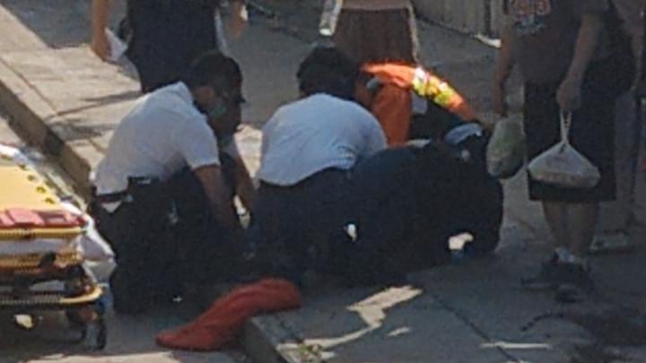 八鄉錦上路發生交通意外，一名小童被撞倒。（fb「車cam L（香港群組）」圖片）