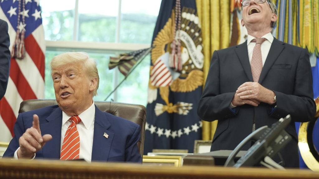 特朗普與英國首相斯塔默。(AP)