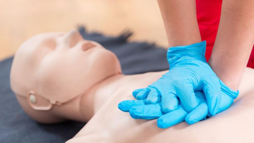 㨂啱歌隨時救到命 美國心臟協會公布「救命歌單」助救心