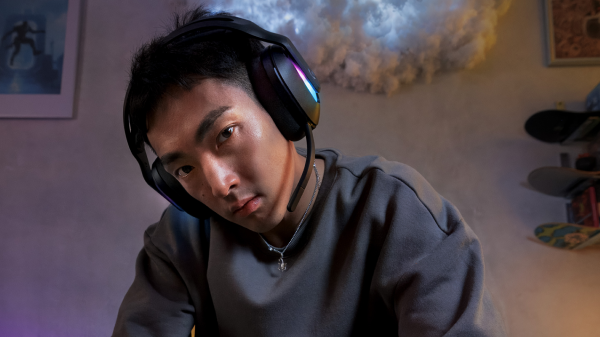 Logitech G G522 LIGHTSPEED三模無線遊戲耳機　音效全面升級