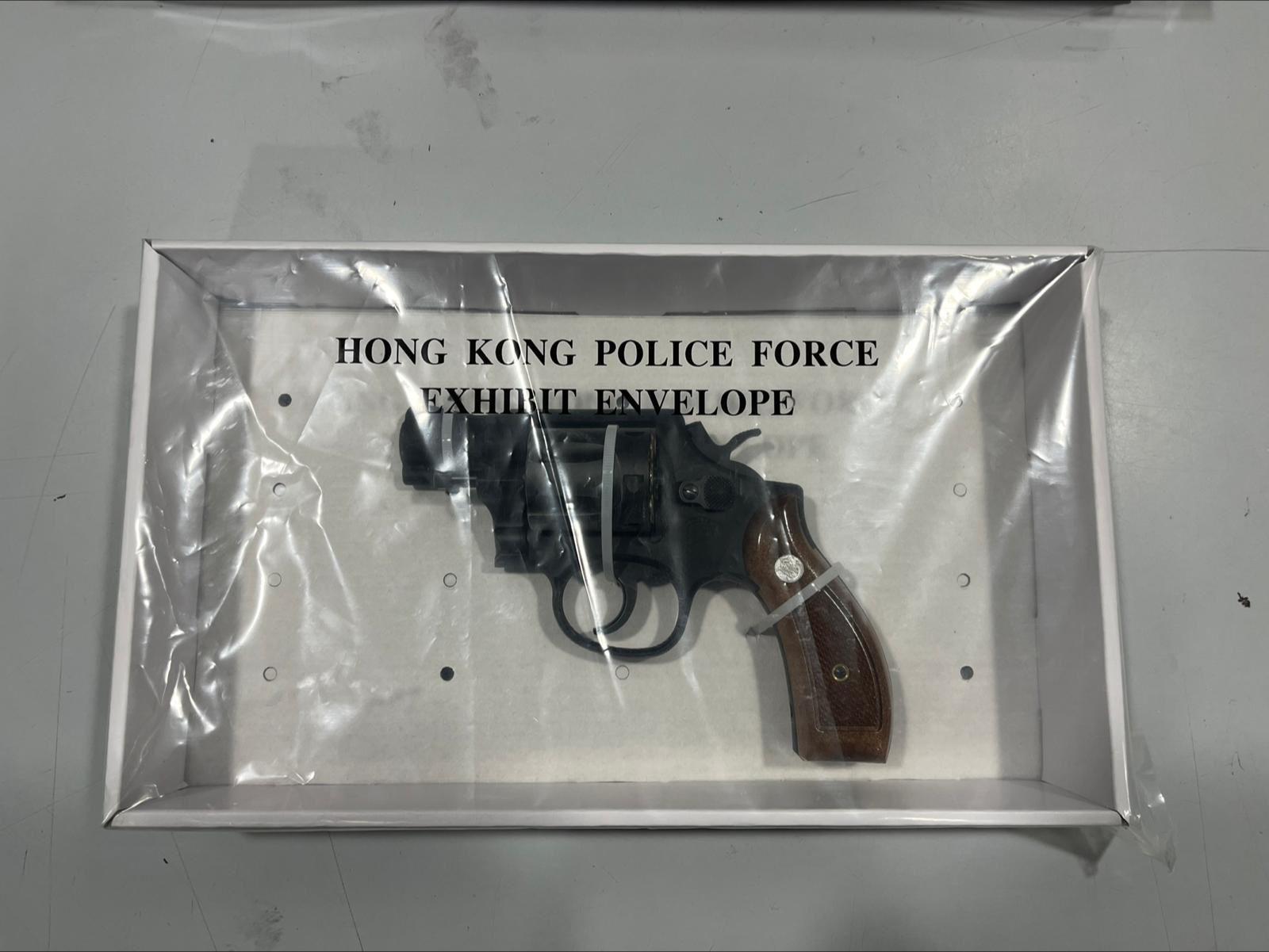 圖為行動中檢獲的證物。(警方圖片)