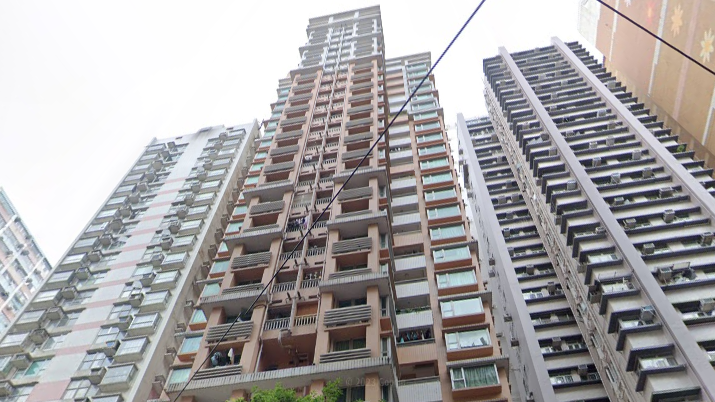 北角單幢私樓港逸軒低層開放式戶以218萬元沽出，創近14年來新低。