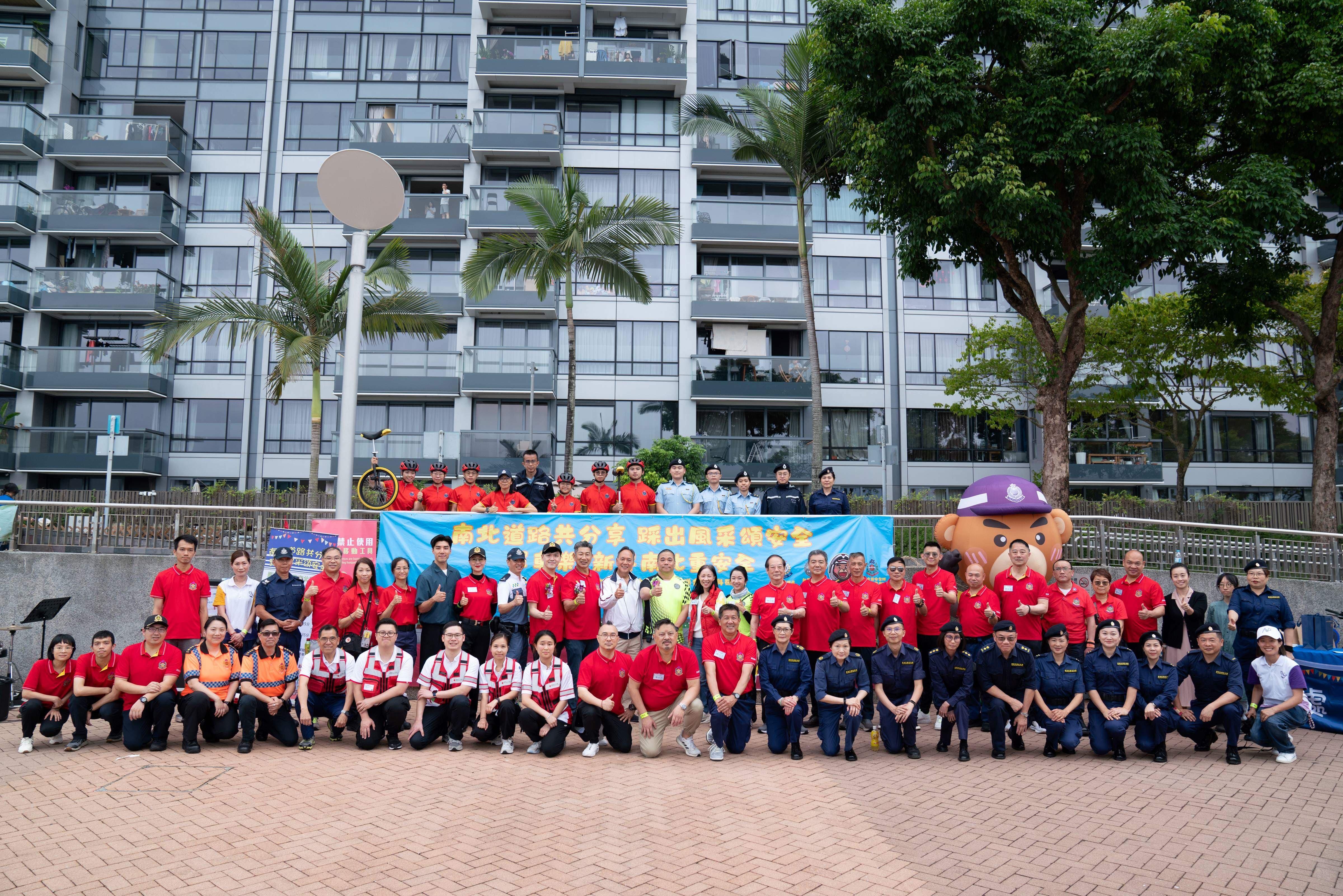 警新界北打擊單車違例，兩日發141張傳票。(警方圖片)