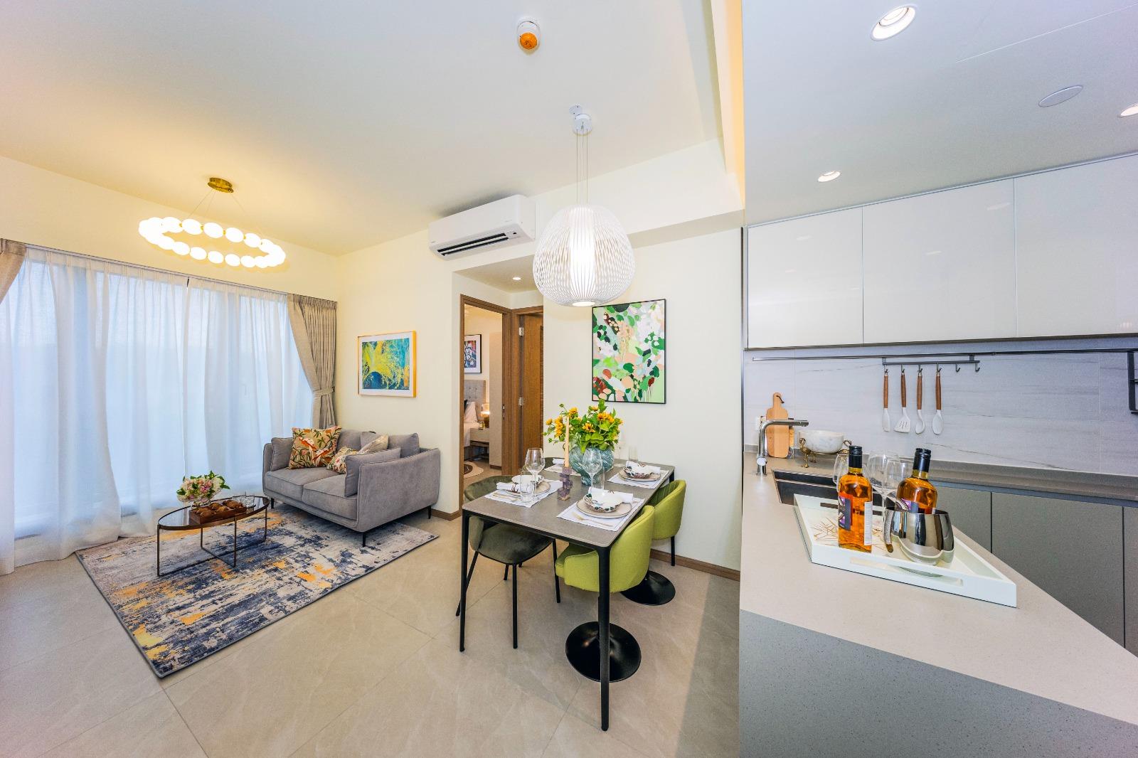 「#LYOS 」迄今累售320伙，套現達20億元，現僅餘少量分層單位及花園複式單位在售。