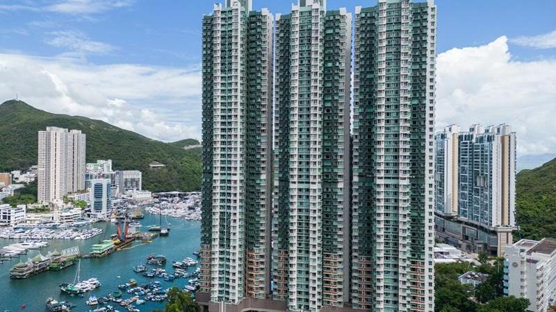 鴨脷洲深灣軒套一房海景戶，以每月3.38萬元租，業主享逾6.5厘豐厚租金回報。