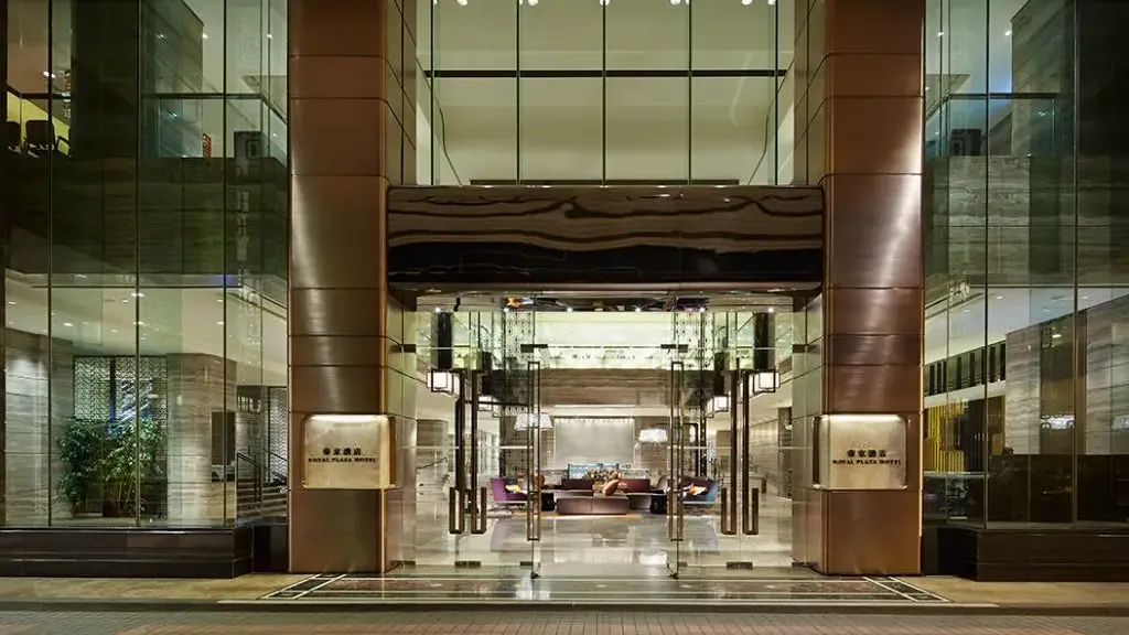 旺角帝京酒店開派對女子頭傷不治，42歲男友人被捕（更新）