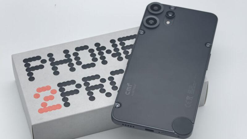CMF Phone 2 Pro 評測：顛覆中端市場的模組化新勢力？