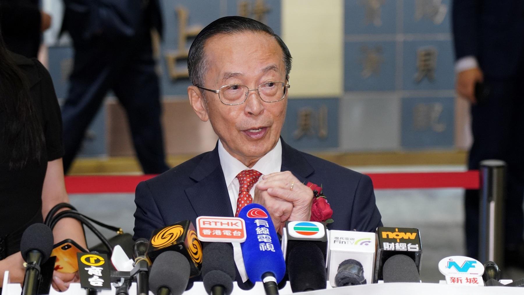 律政司前司長鄭若驊丈夫潘樂陶，斥5,350萬元入市西貢銀線灣近2,900方呎洋房別墅。(資料圖片)