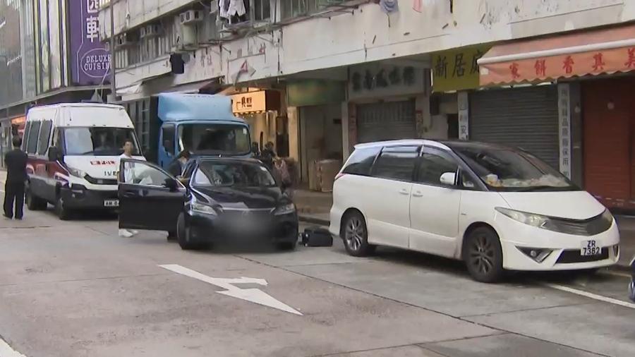 長沙灣十多人打鬥後，六旬漢被發現倒臥街頭送院不治。(有線新聞截圖)