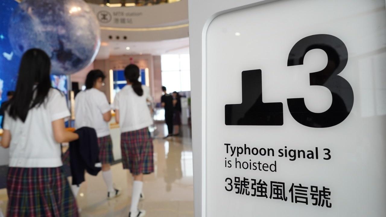 蝴蝶颱風，教育局：幼稚園及部分特殊學校今日停課。(資料圖片)