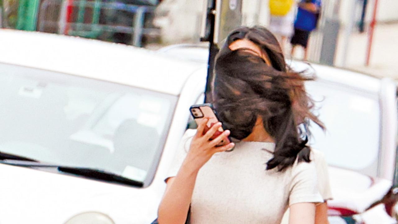 周五評估須否發3號波 「蝴蝶」逼近大驟雨隨來