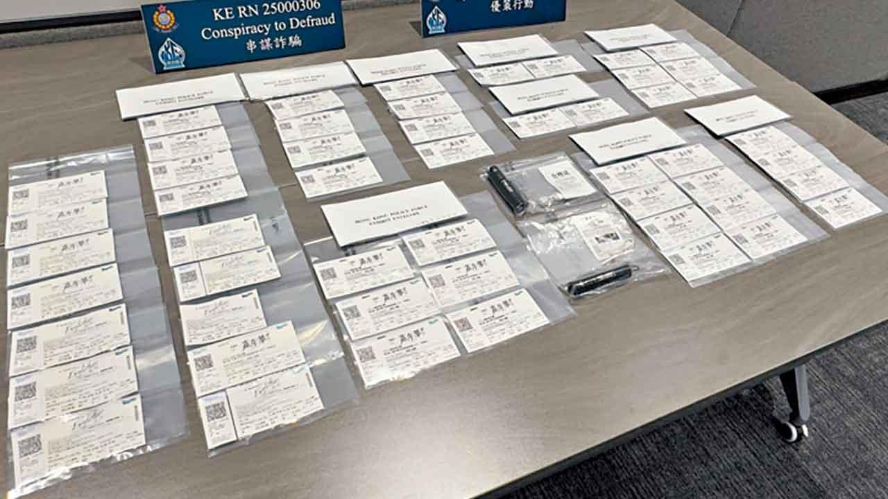 涉謝霆鋒周杰倫演唱會 炒賣高仿黃牛飛8人被捕 至少40宗呃逾65萬 