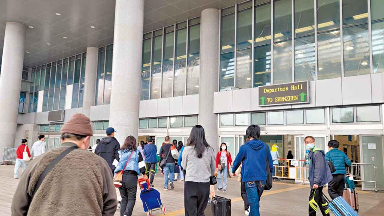 中大研究稱港人北上無擠壓本地消費  學者：市道低潮另有成因