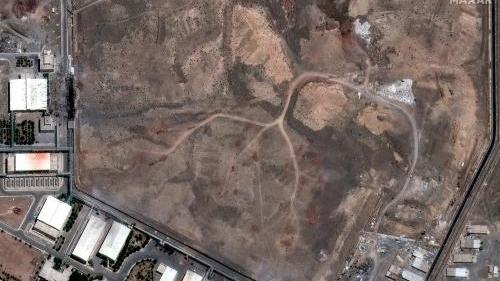伊朗納坦茲核設施在6月15日被以色列襲擊後的衛星圖片。(路透社)