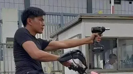 謝霆鋒替身演員周偉驟逝享年37歲　友人嘆突然：7天前才公開露面！