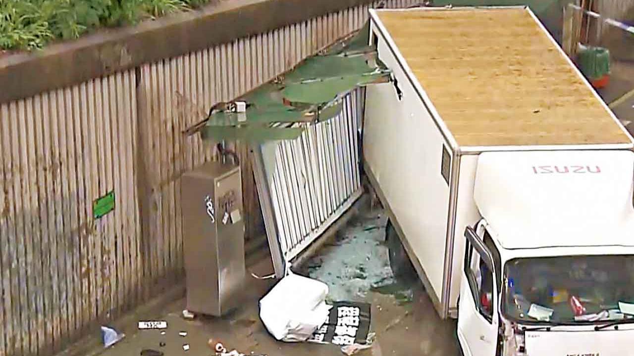 紅磡交通意外一死一傷 貨車司機涉不顧而去