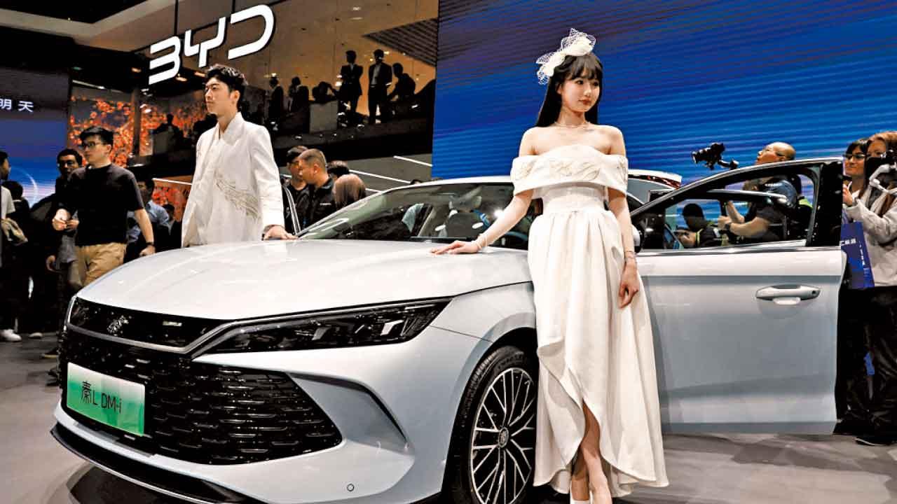 稱當局確認財務無問題 比亞迪再駁斥「車圈恒大」