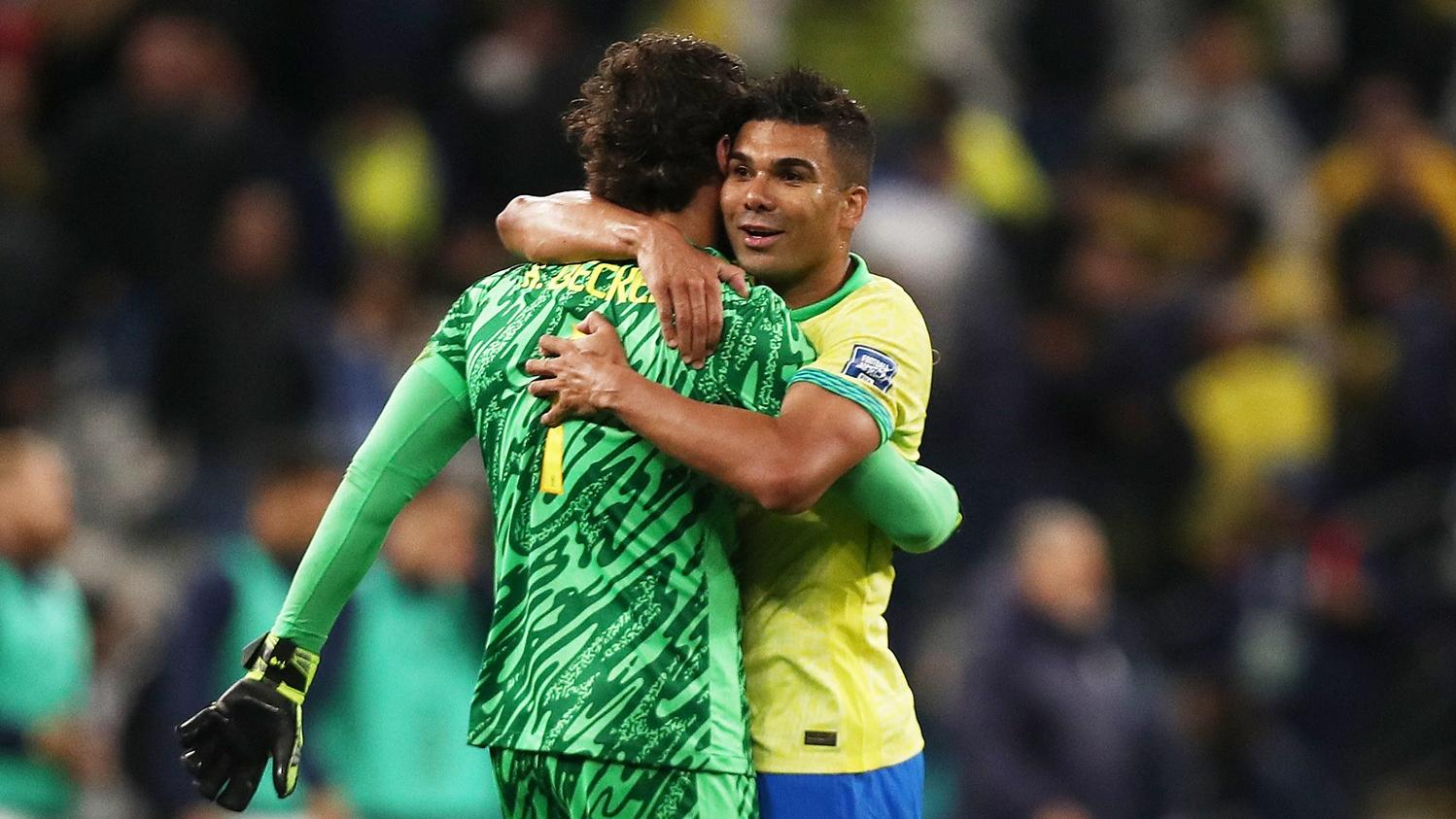 重返國家隊的卡斯米路，協助巴西擊敗巴拉圭取得決賽周資格。(路透社)