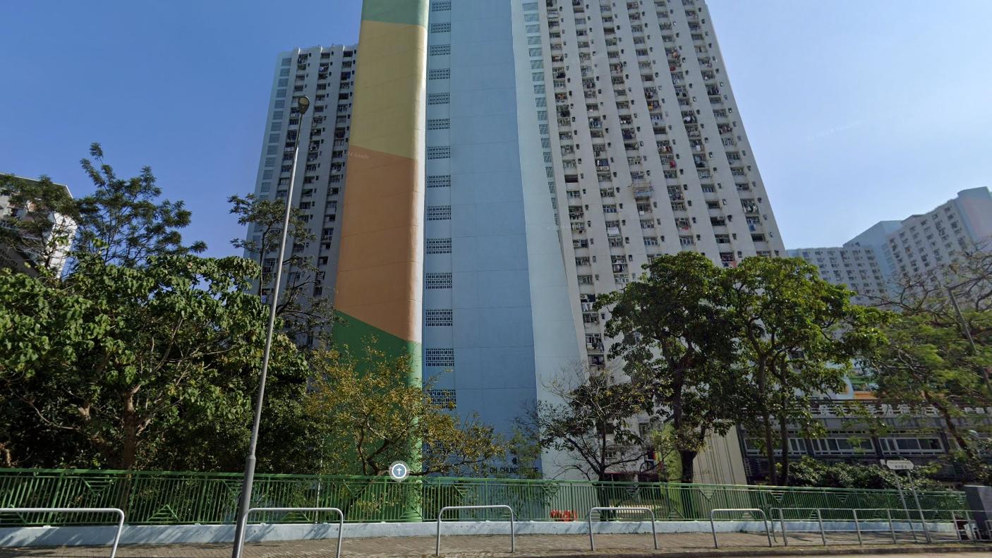 秀茂坪順安邨安頌樓。（Google地圖截圖）