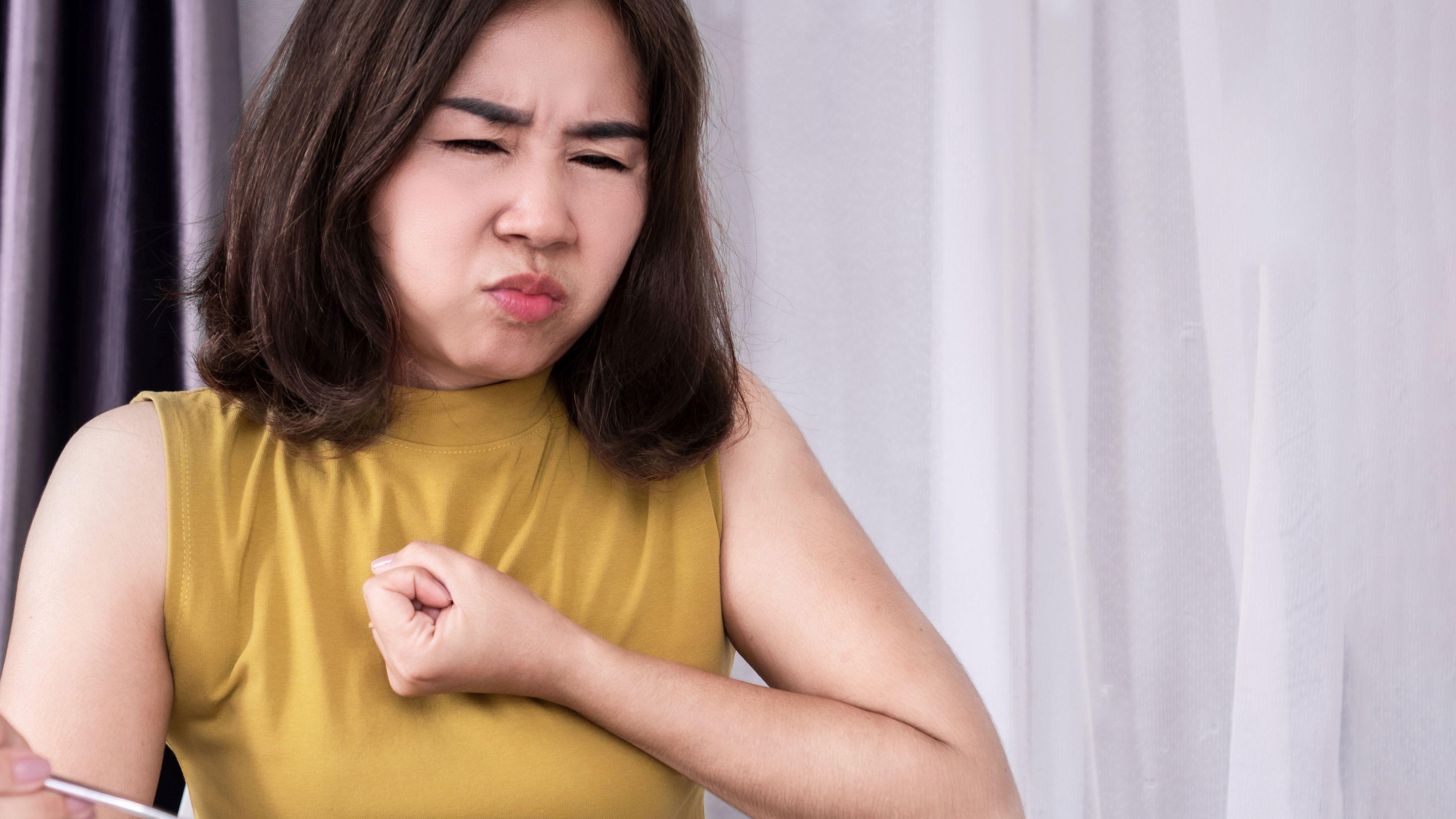 謙烈治法 吞嚥困難 哽親 窒息 濁親 哽塞 次發性肺炎 劇烈咳嗽