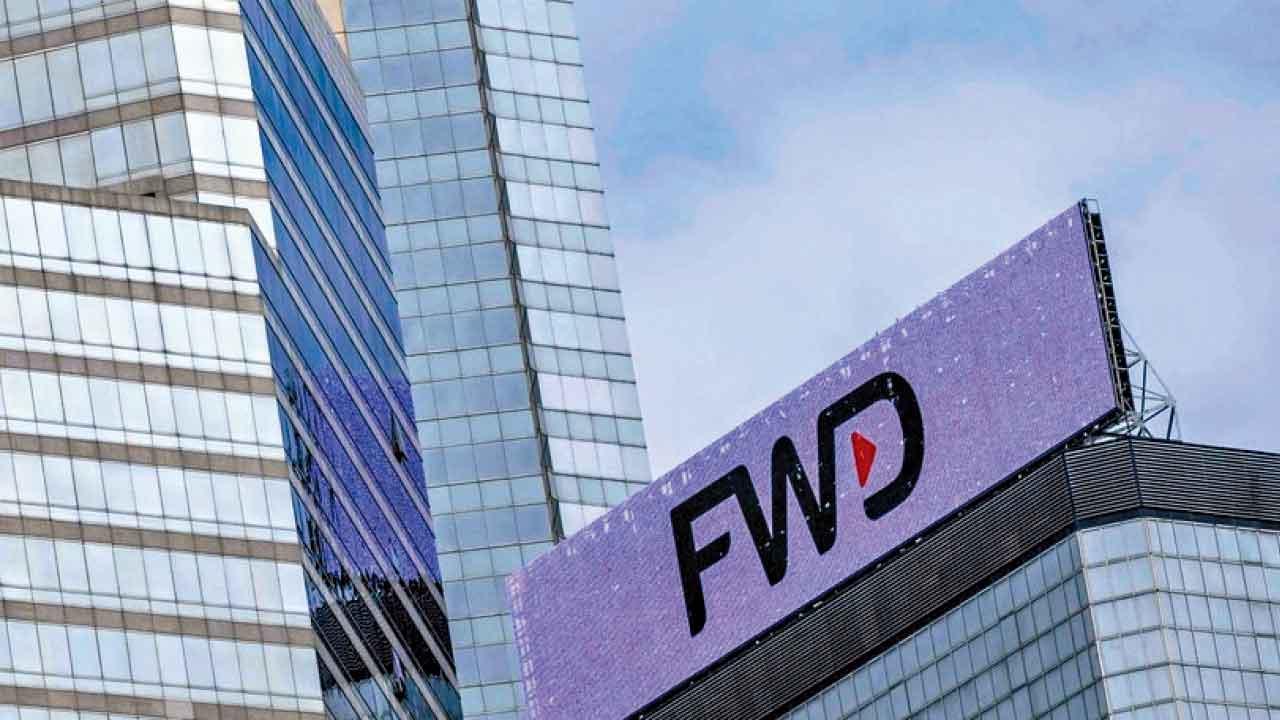 富衛認購超額 引中東日本股東 分析倡長線部署