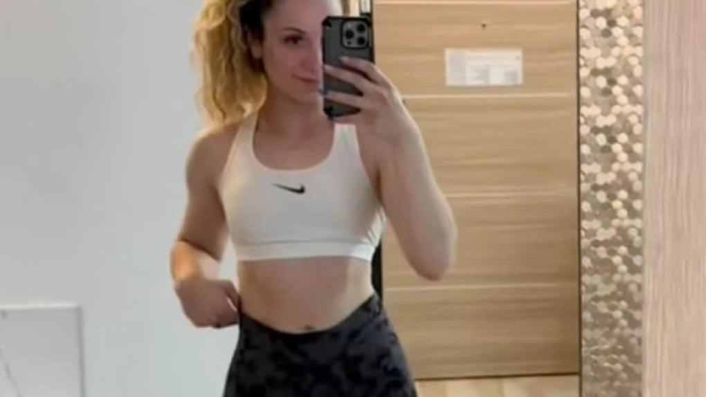 網上熱話｜女子大呻穿運動內衣去迪士尼 排隊1小時玩遊戲被禁入場