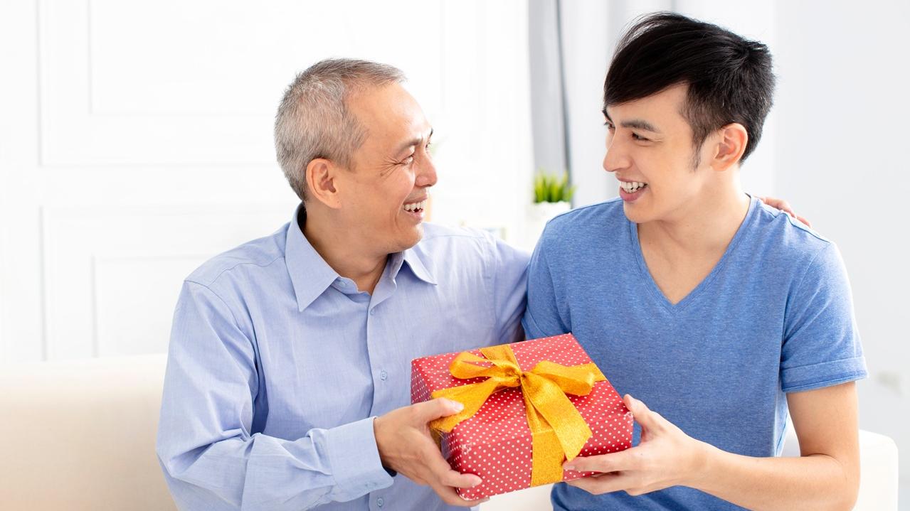 父親節將至，JC Ring。 