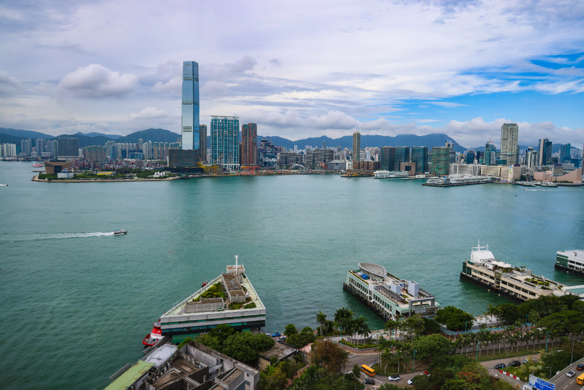 天文台表示，預料一個廣闊低壓區會在周末至下周初，在呂宋附近海域逐漸發展(中通社資料圖片)