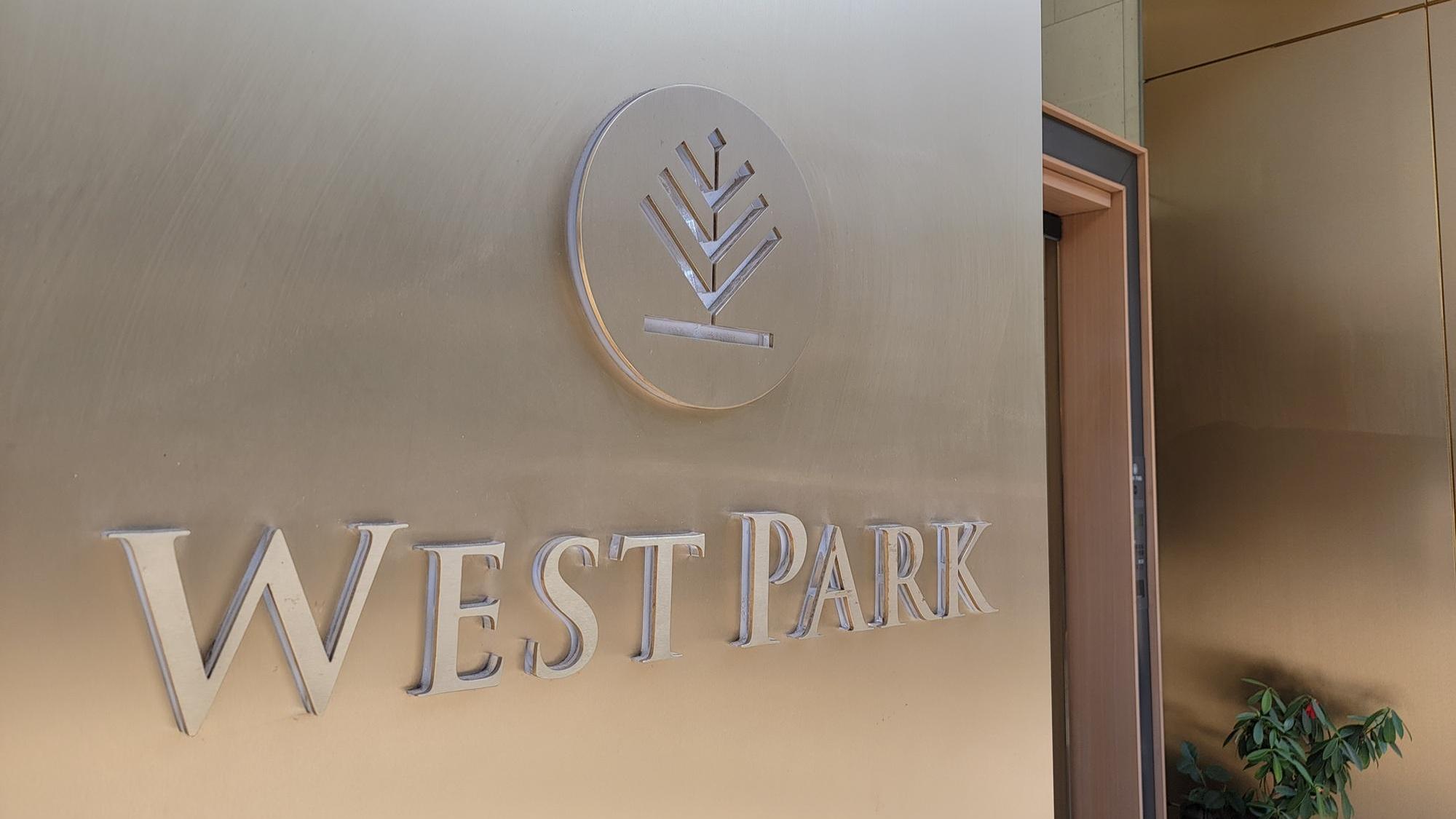 深水埗單幢樓WEST PARK兩房，家庭客以1.65萬元承租，業主租金回報逾3厘。