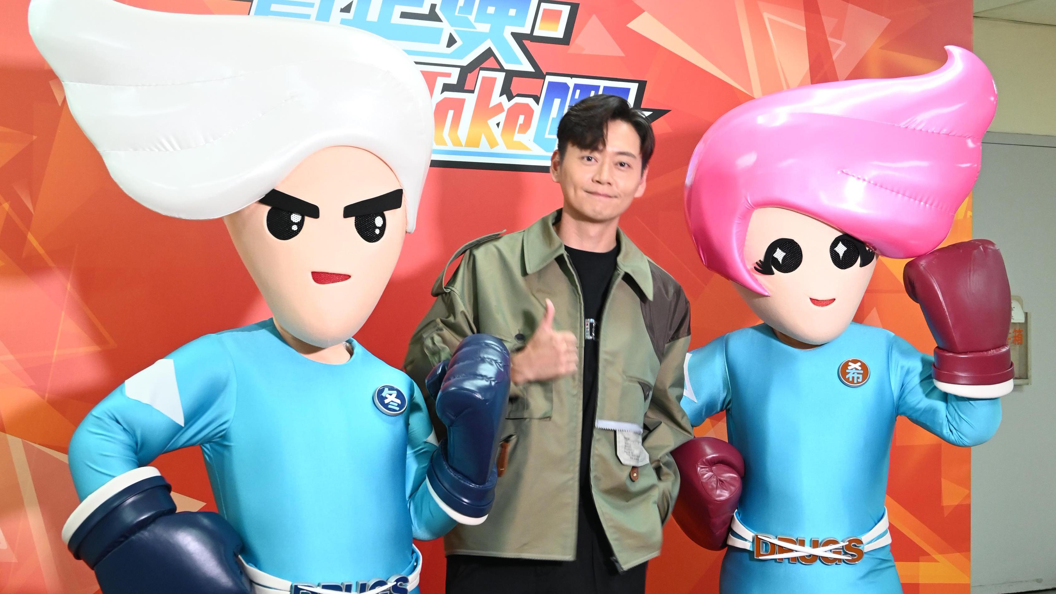 張振朗否認去大馬置業 重睇19歲歌唱片直呼︰少年太年輕