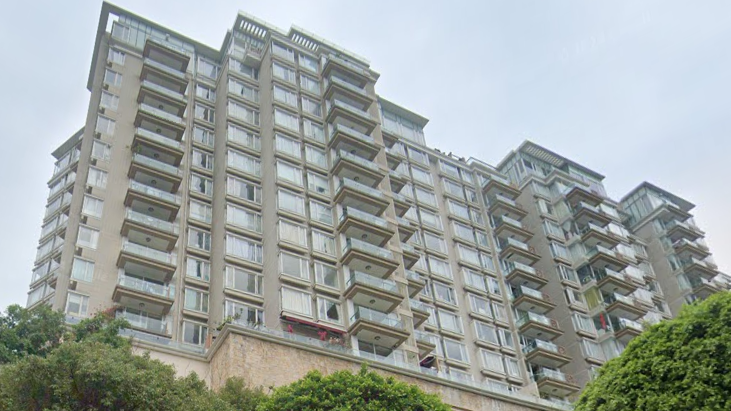 用家睇中九龍塘區校網，擲2,100萬元購畢架山一號三房連車位，呎價1.97萬元。