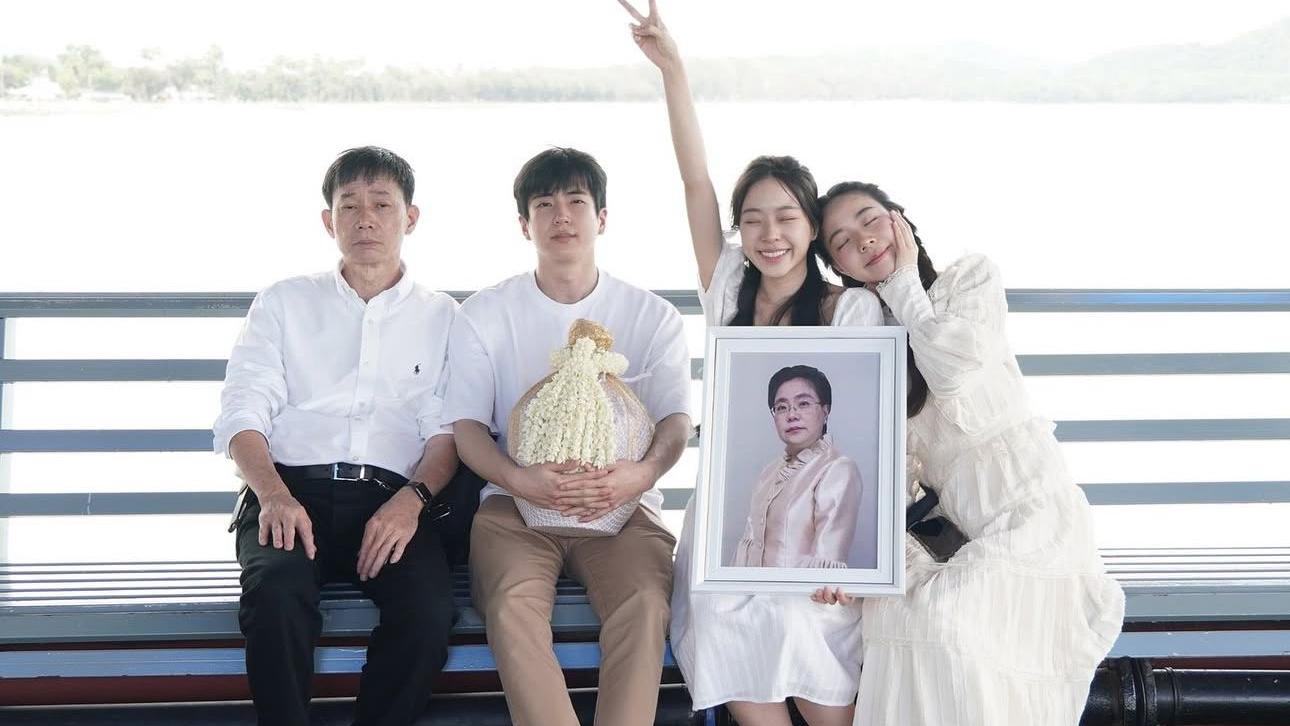 Nonkul母親遺體火化海葬 一家五口拍最後「全家福」