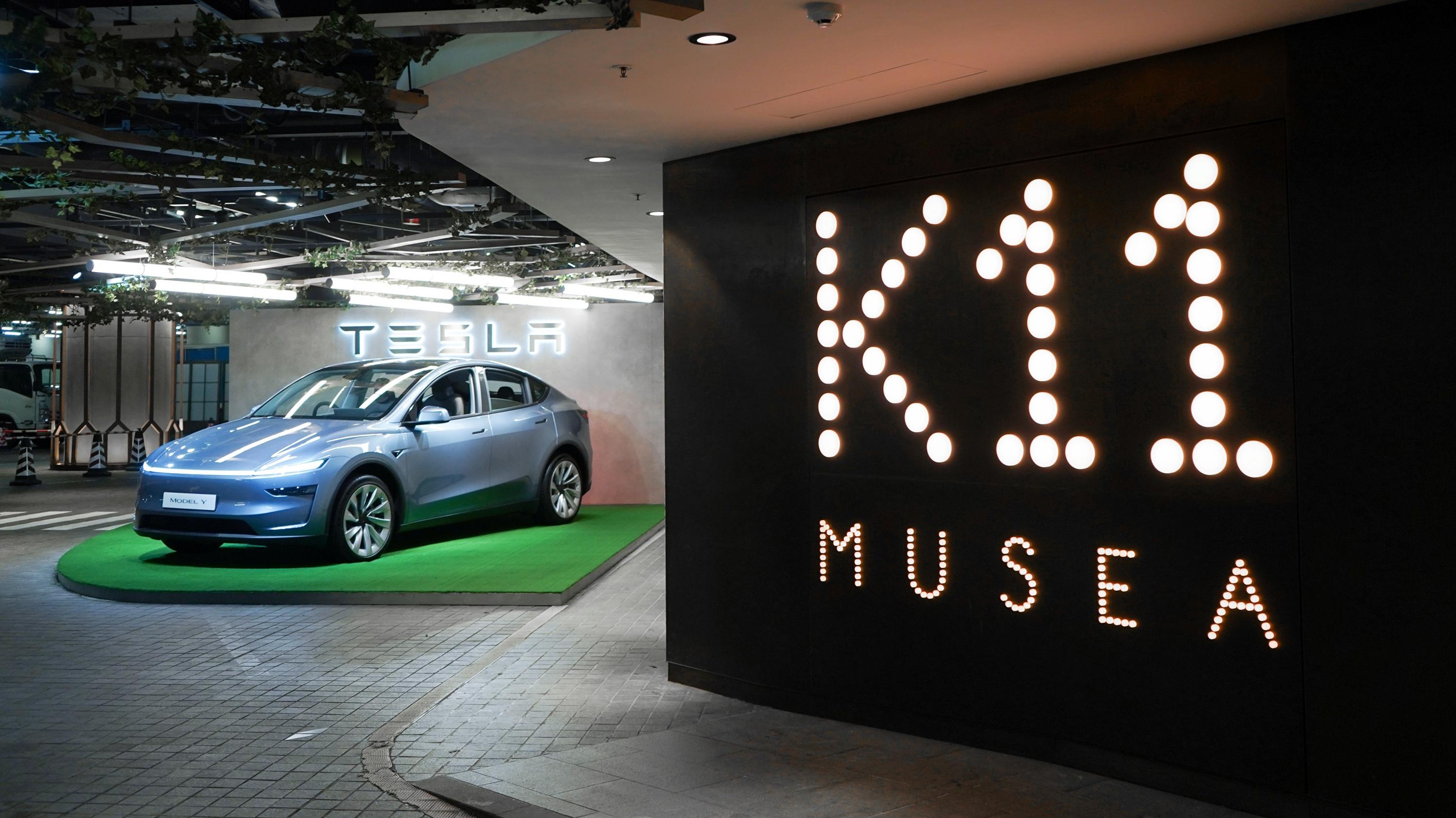 Tesla全新升級體驗中心重返K11 MUSEA　買車限時優惠計劃