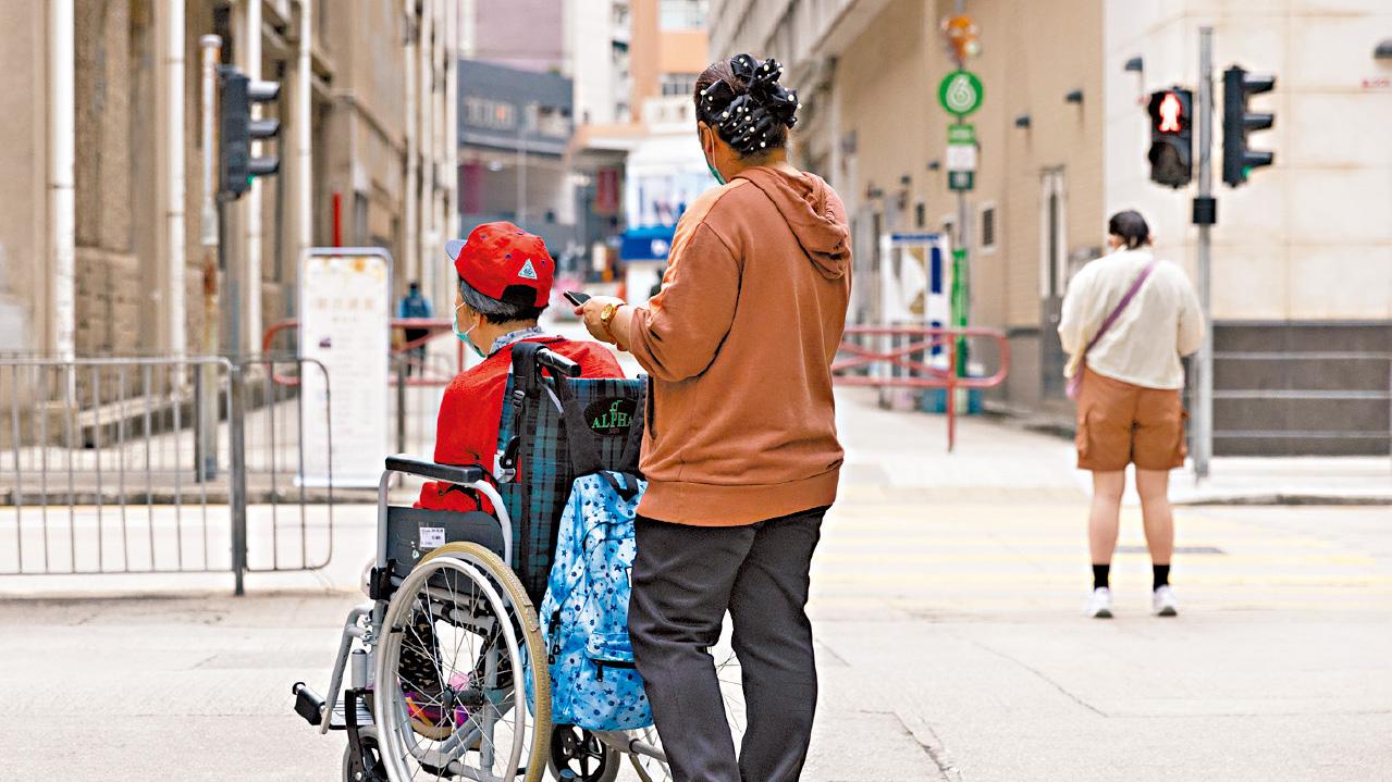 高風險照顧者資料庫計劃今實施 孫玉菡︰照顧者入院不削原津貼