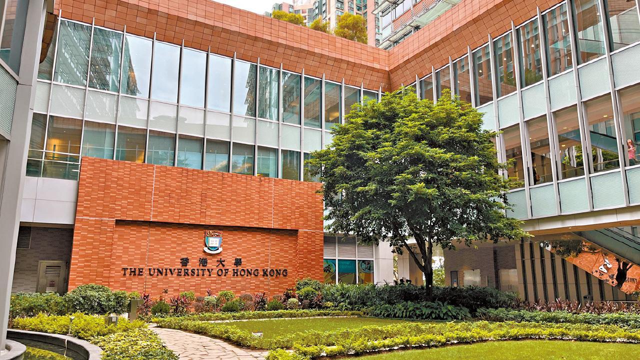 港大指發出警告信和男同學正式道歉並不代表大學已就投訴結案。