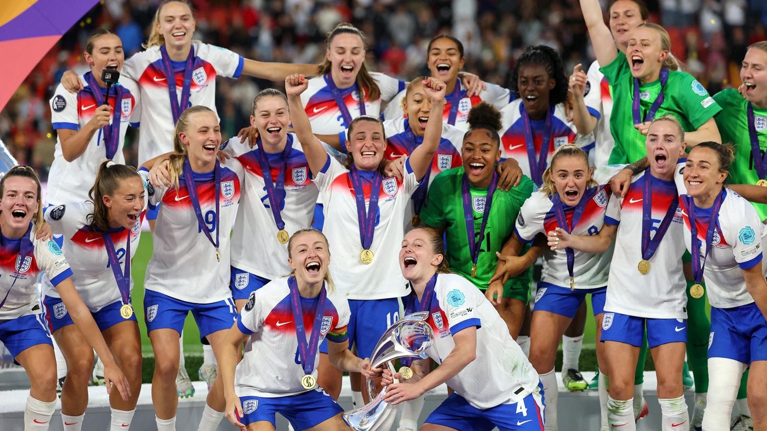 英格蘭女足衞冕歐洲國家盃。(路透社)