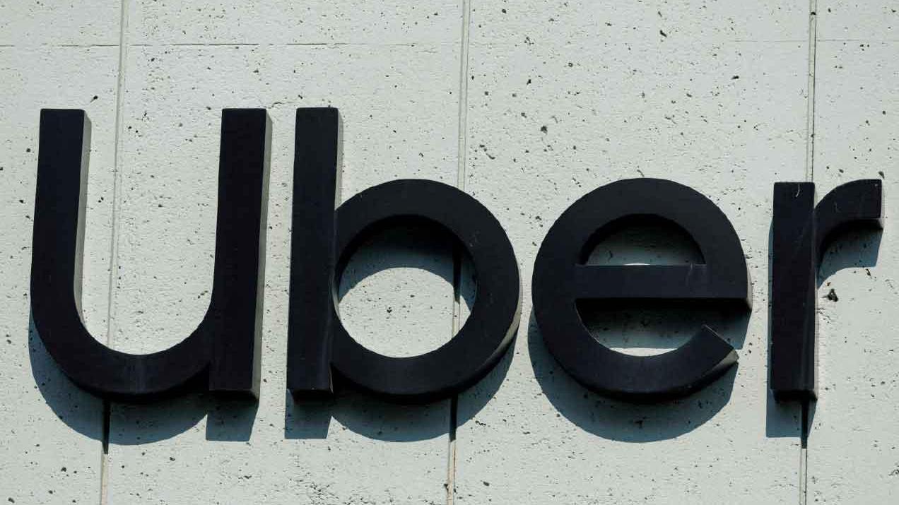 司機申請出租車許可證任Uber司機遭拒絕，司法覆核勝訴