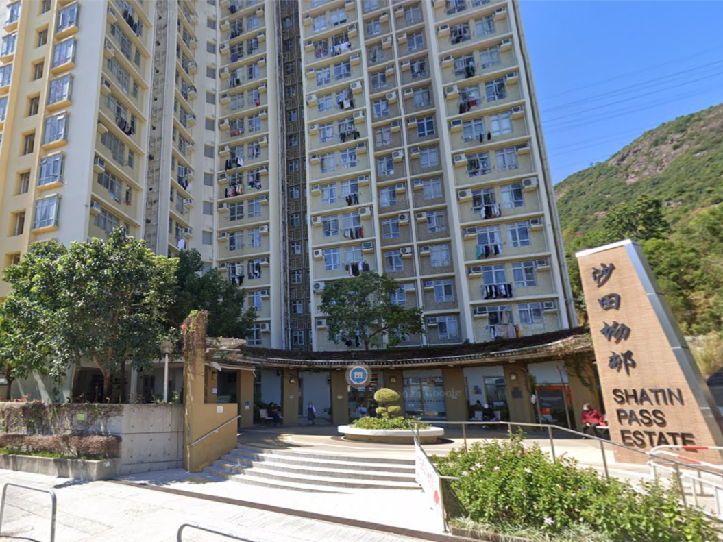 慈雲山夫婦為錢爭執，夫施「鐵頭功」撞傷持刀妻雙雙被捕。(Google街景截圖)