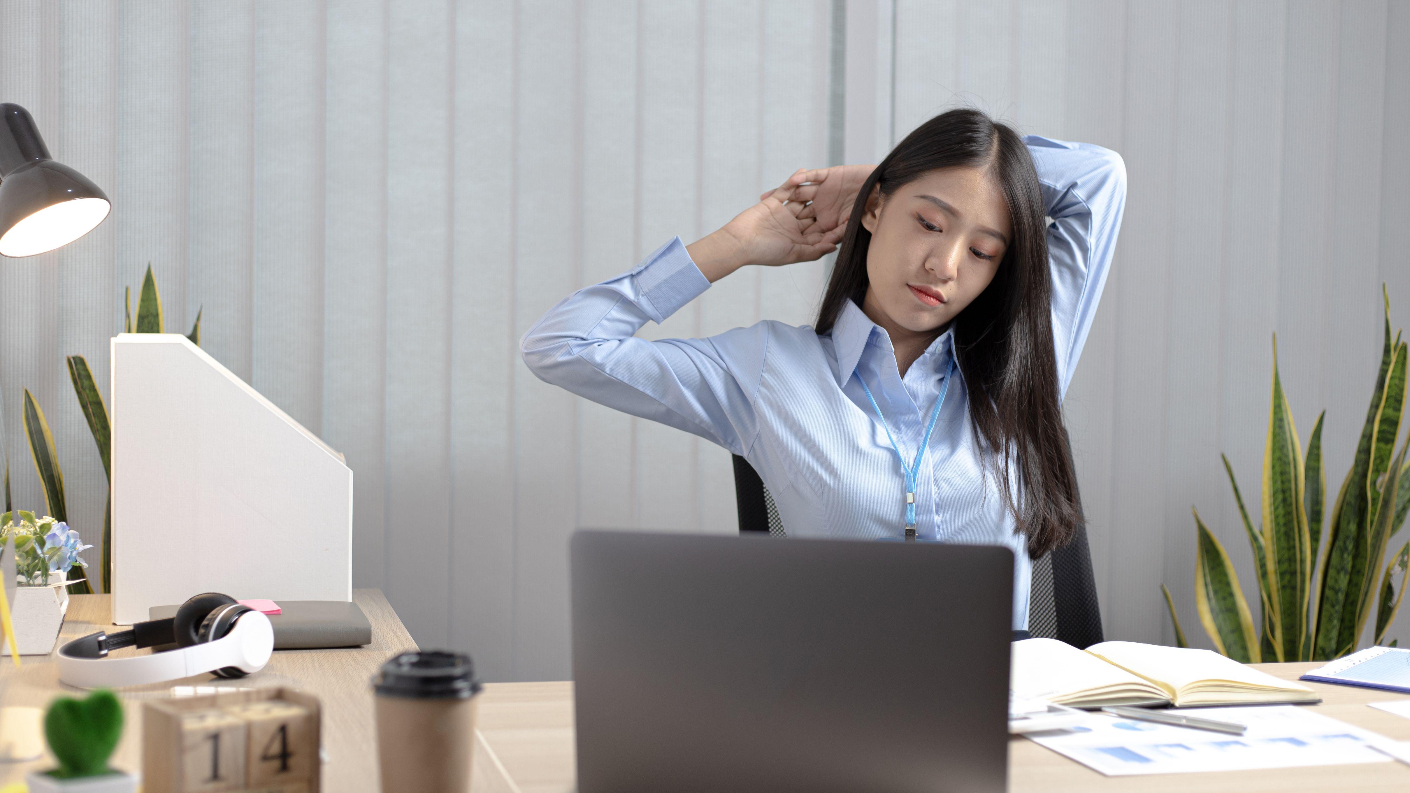 疲倦 懶惰 慢性疲勞症 EB病毒 疲憊 慢性疲勞症候群 腦霧 關節不適