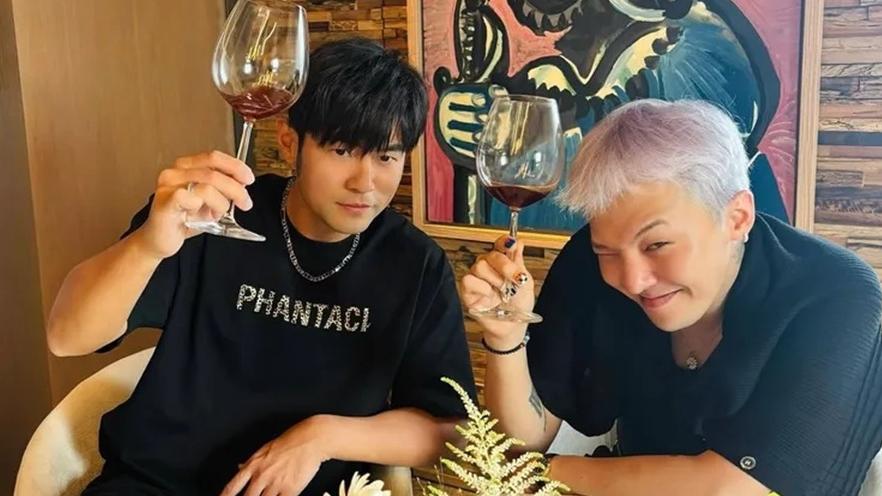 周杰倫分享GD歎紅酒合照 傳合作推新歌