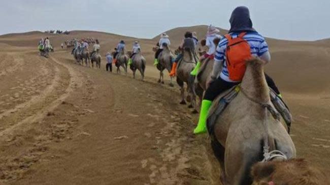內蒙古遇60年最強暴雨草原變爛泥　遊客受困景區3小時