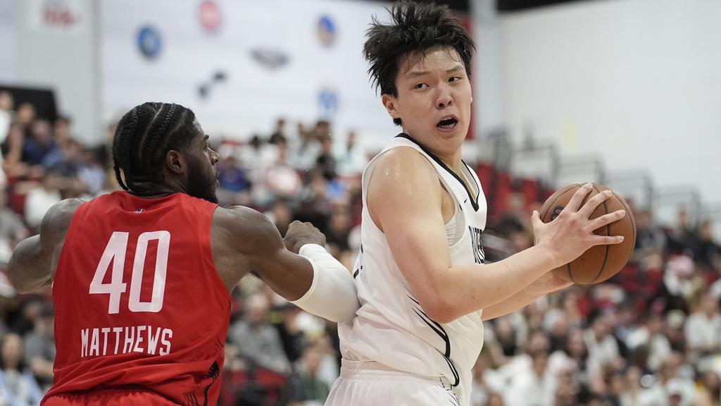 NBA｜楊瀚森變搖錢樹　拓荒者微博抖音激增。（美聯社）