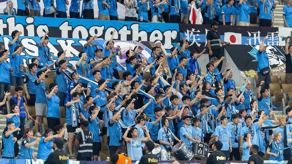 日本球隊川崎前鋒球迷。(網上圖片)