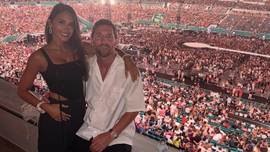 美斯與太太觀看Coldplay在邁亞密的演唱會。(美斯IG)