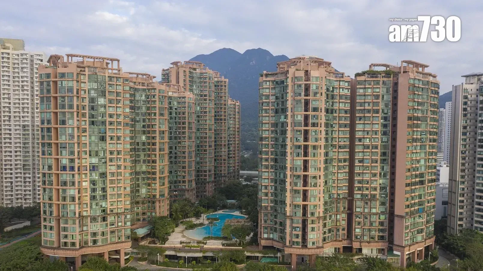 馬鞍山聽濤雅苑錄本月首宗二手成交，套三房連天台以863萬元沽出。